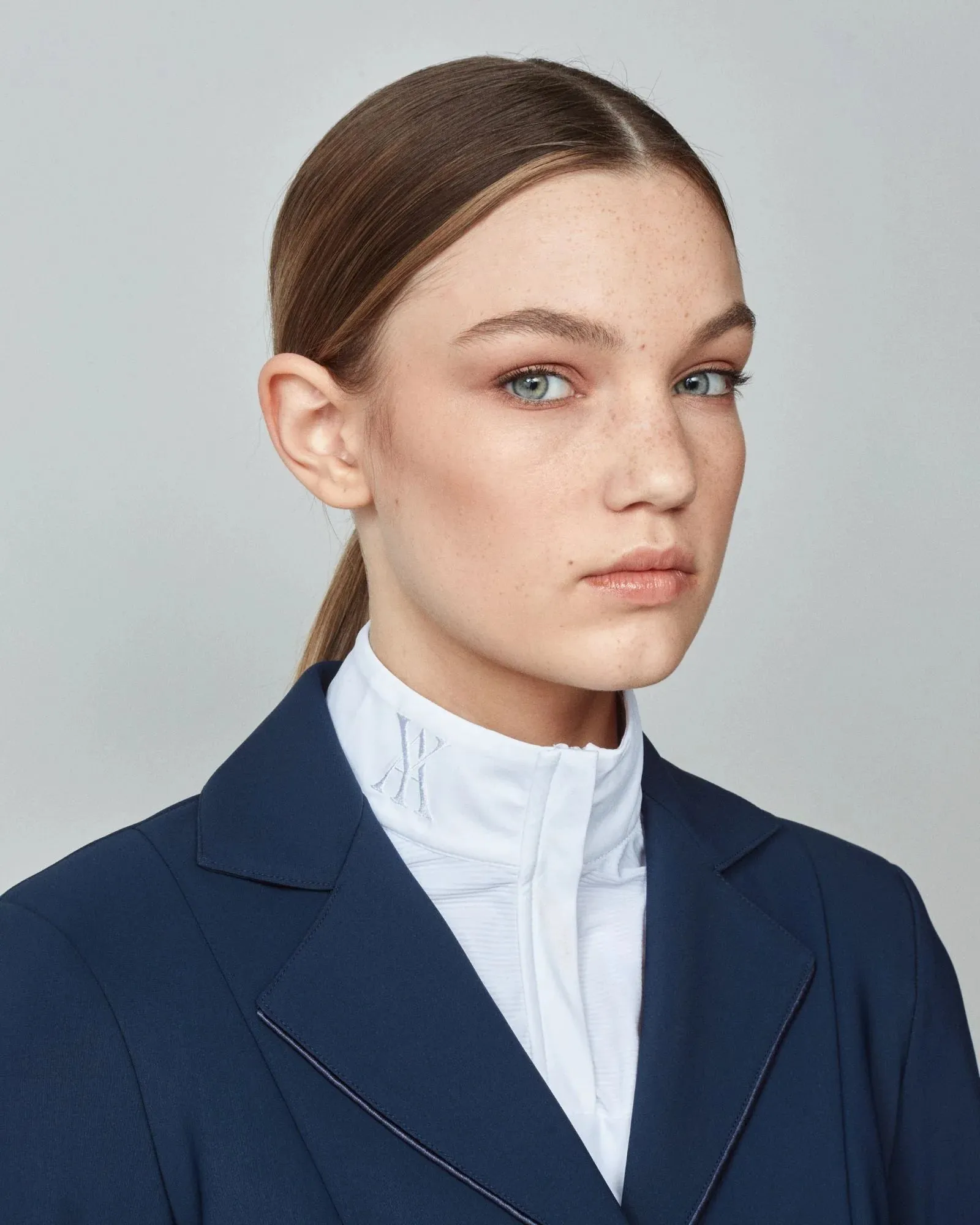 Performance Show Jacket Navy